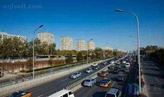 城市道路驾驶技巧(汽车堵车技巧及过路口技巧)