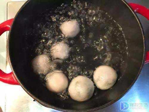 如何煮汤圆呢(汤圆皮煮破怎么办掌握“沸水下,文火煮”的方法)