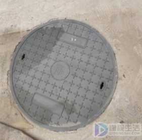 井盖为什么是圆的(生活中很多地方都可以看见井盖,而这些井盖都是圆形的)