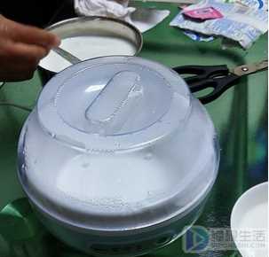 小熊酸奶机怎么使用(买一个酸奶机并不贵,但就可以自己在家做酸奶了)