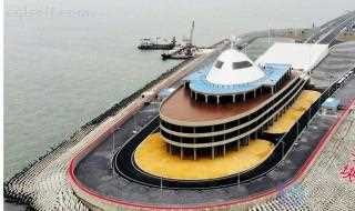 人工岛怎么建成的(上海长兴岛重工基地,巨型钢圆筒建造完毕,重达约450吨的第一)