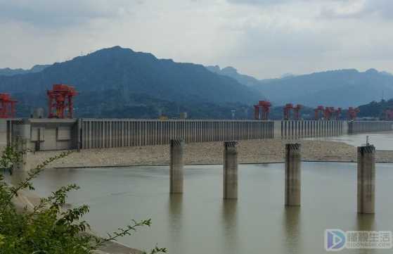 三峡大坝在哪个省