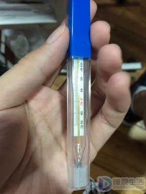 温度计的构造有几部分(孩子的健康成长总是一个家庭最关心的事情)