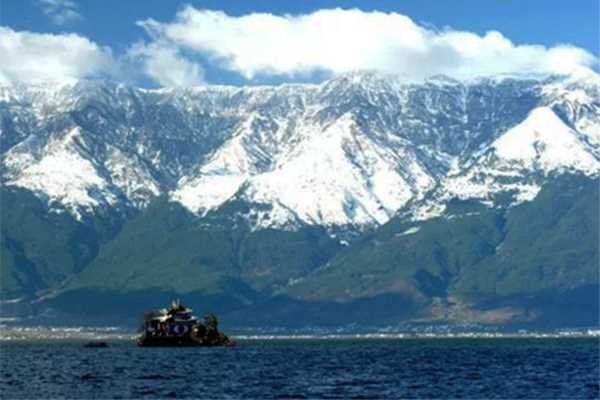大理四绝“风花雪月”指的是什么(金庸天龙八部中国旅游必去十大景点有哪些能不能具体说说)