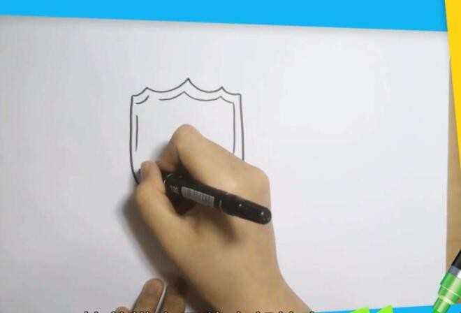 巨盾怎么画