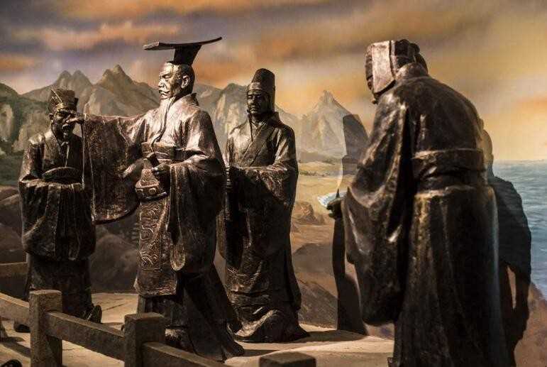 秦始皇的父亲叫什么名字
