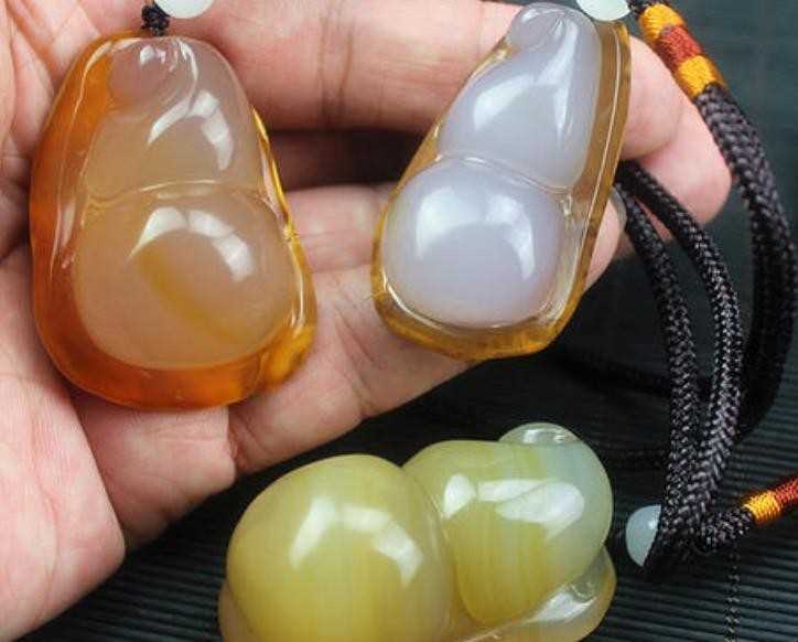 玉髓和玛瑙的差别是啥