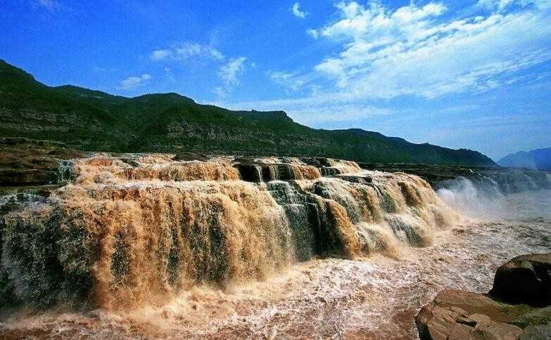 黄河壶口飞瀑在哪