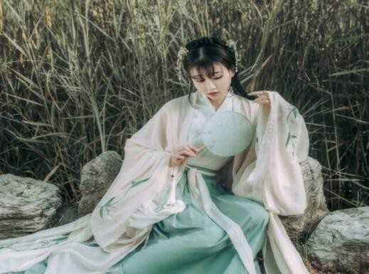 豆蔻年华