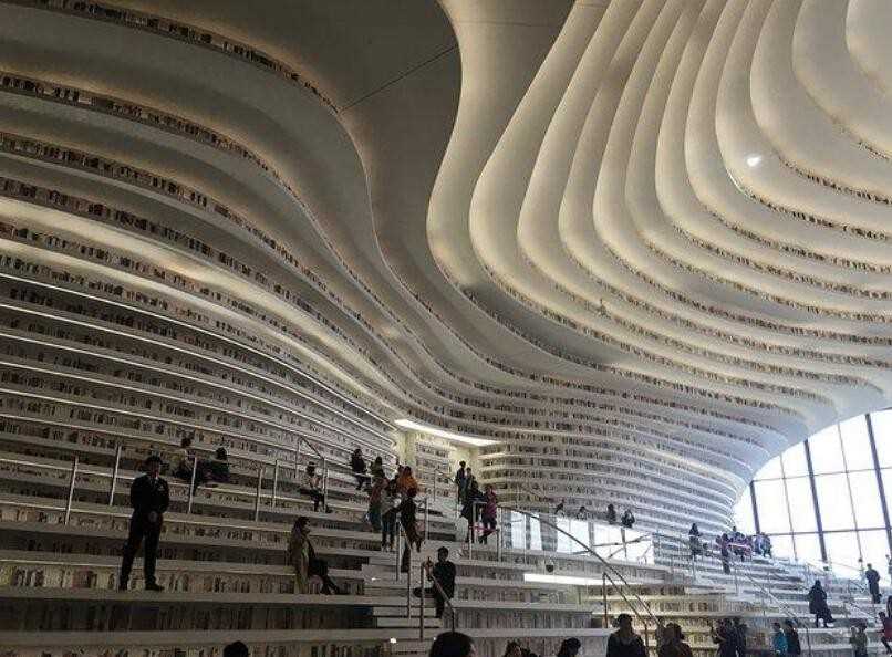 纷至沓来怎么造句