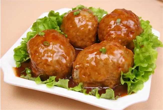 红烧狮子头的美味做法