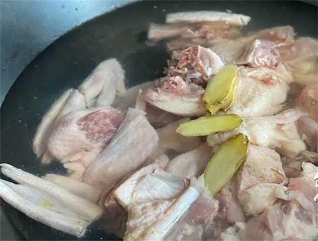 虫草炖鸭汤怎么做更好喝