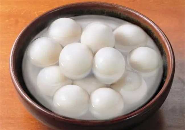 孩子喜欢吃汤圆怎么制作(汤圆制作方法详解甜甜糯糯的汤圆没有几个人不喜欢)