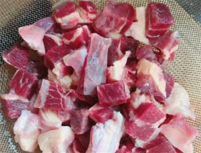 咖喱牛肉土豆汤怎么做(咖喱牛肉土豆汤的做法)