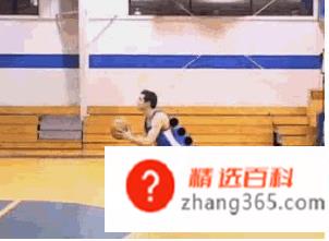 怎么正确投篮(打篮球时投篮的姿势很重要)