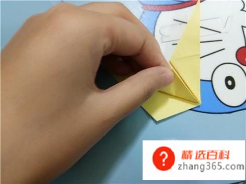 如何用折纸折V形飞镖