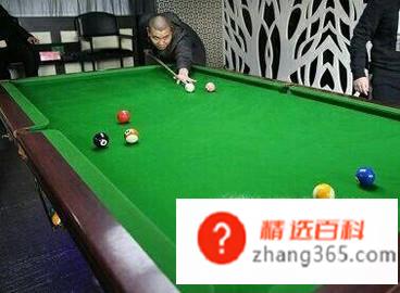 台球技术球怎么打(母球撞击子球的操作方法)