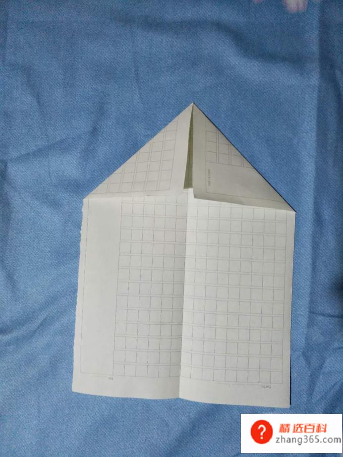 可以回旋的纸飞机