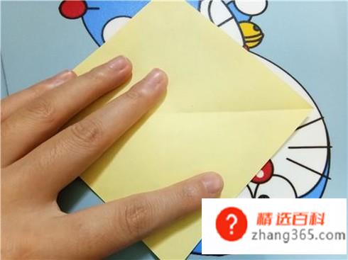 如何用折纸折V形飞镖