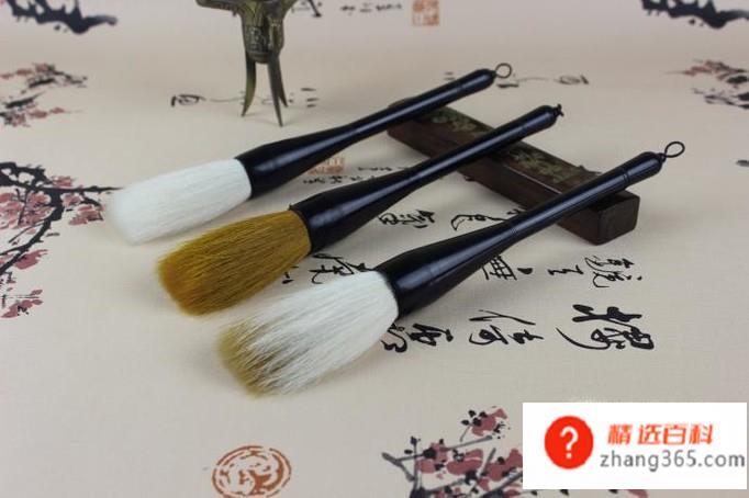 初学者怎样正确选择毛笔(如何选择笔锋尖的毛笔)