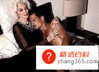 正常吗?(三十多岁的儿子跟母亲睡一起)