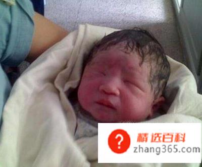 婴儿大便颜色常识图解(婴儿大便颜色会反应出婴儿的身体状况)