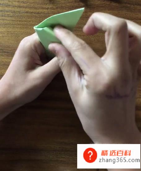 如何制作纸指甲(制作纸指甲的方法有哪些)