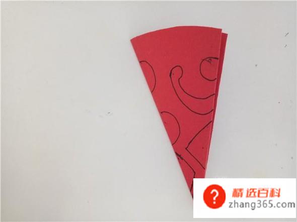 剪窗花的详细步骤图(彩纸的操作方法有哪些)