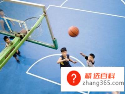 打篮球的基本规则(如何控制篮球队员人数)