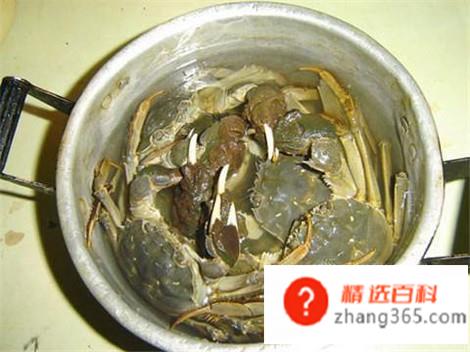 教你怎样洗螃蟹(教你清洗螃蟹的正确方法)