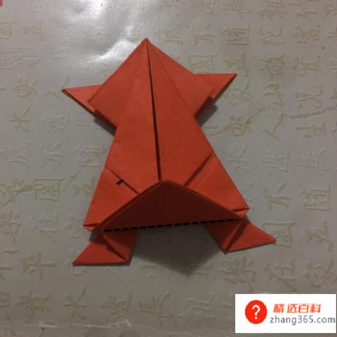 教你手工折纸青蛙的方法(小青蛙长方形折纸的操作方法)