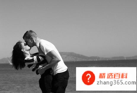 怎样接吻以及接吻的技巧(怎样接吻接吻的时候应该注意哪些技巧)