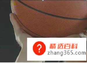 怎么正确投篮(打篮球时投篮的姿势很重要)