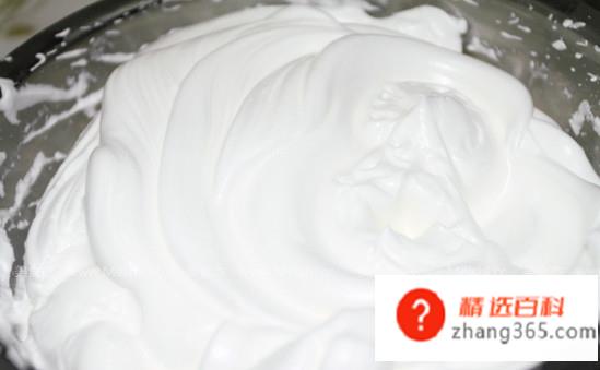 自己在家怎么做生日蛋糕上的奶油(生日蛋糕上的奶油的做法)