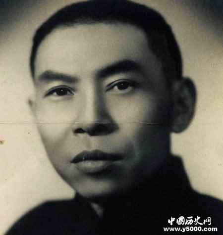 后人对杜月笙的评价(杜月笙的评价)