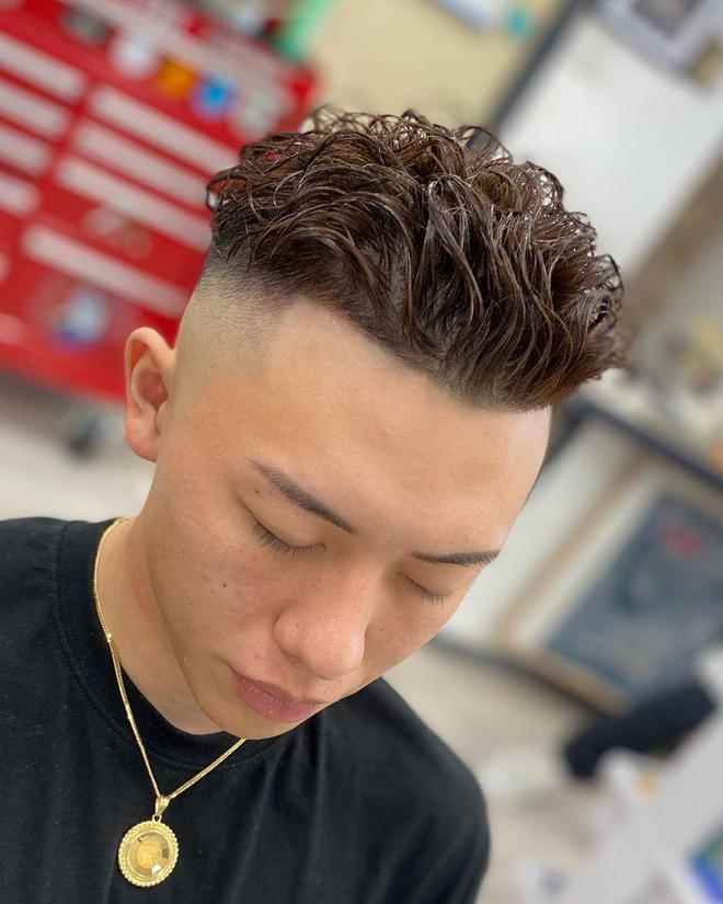 新时尚男士发型24款,越看越有型,简直帅炸了
