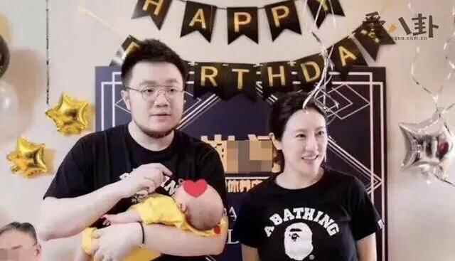 巴图老婆离过婚吗?王博谷有几个男友?