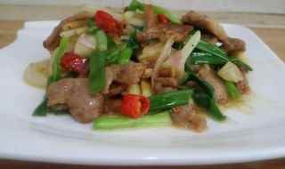 酒席大厨教你一招(瘦肉怎样炒嫩吃着不柴)