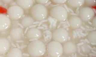 醪糟汤圆怎么煮(糯米粉搓的小圆子与酒酿同煮而成)